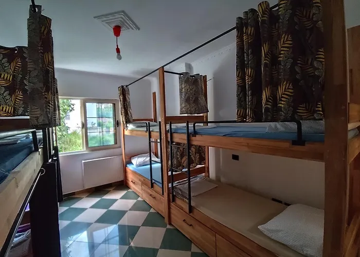 Hostal Albania Tirana